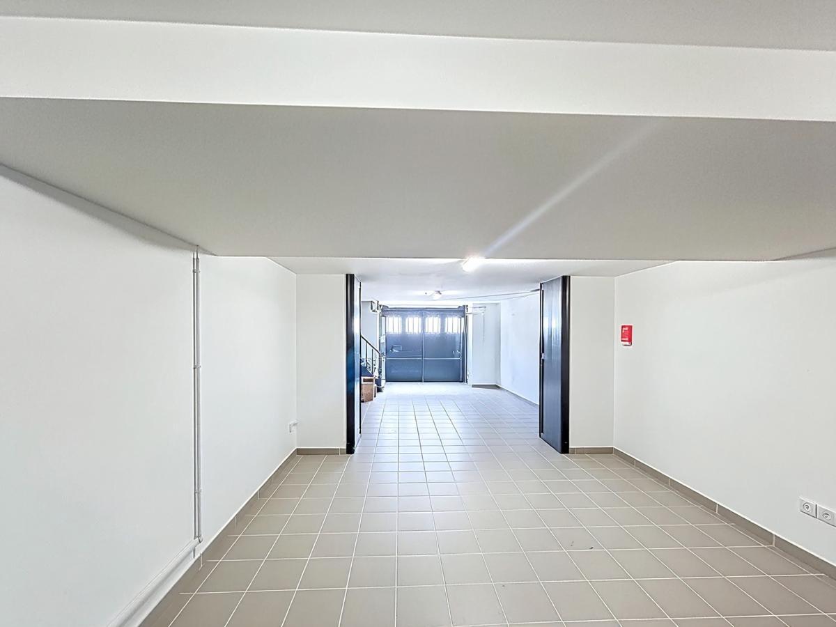 Montgomery - Rez-de-chaussée 3 ch avec jardin + parkings 