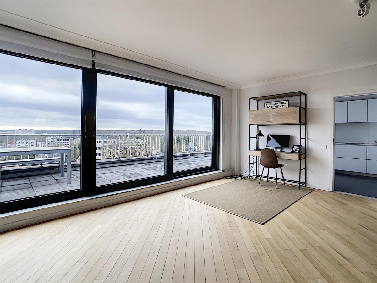 Roosevelt : Superbe penthouse avec grande terrasse