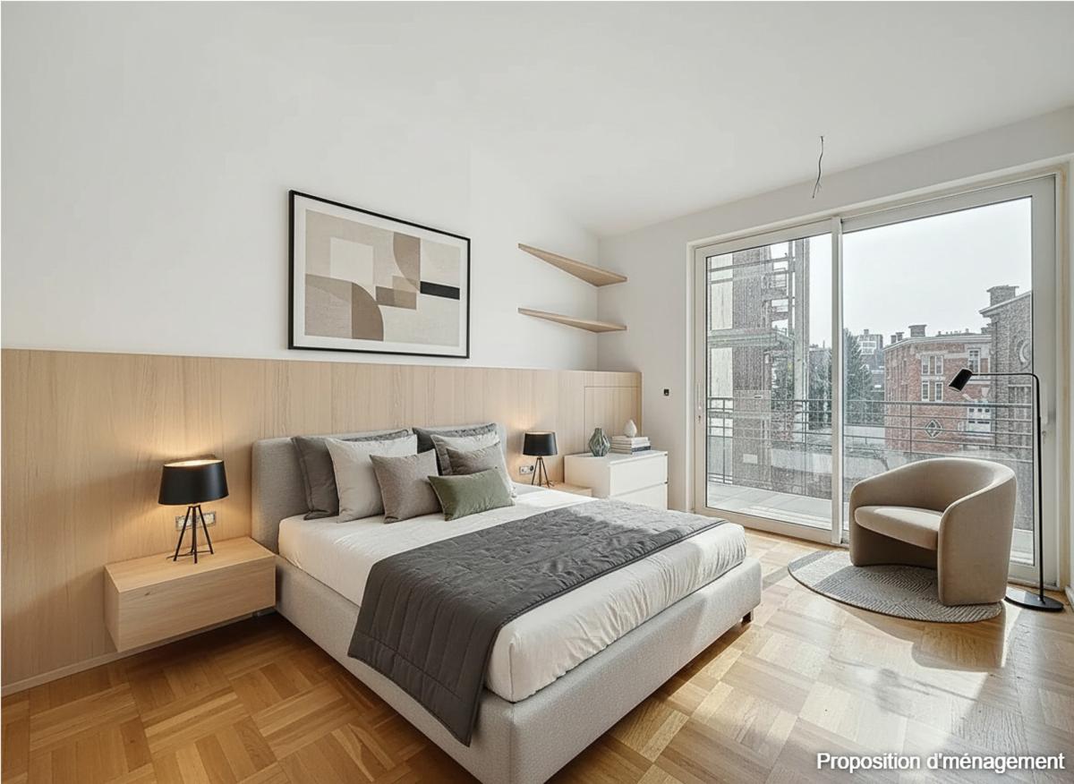 Lepoutre / Pl. Brugmann : Somptueux appartement remis à neuf