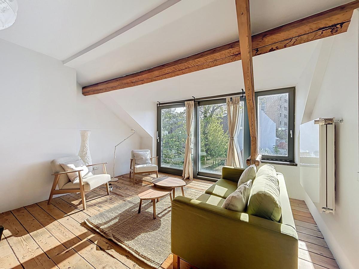 Quartier Européen : Duplex meublé 2 chambres avec terrasse