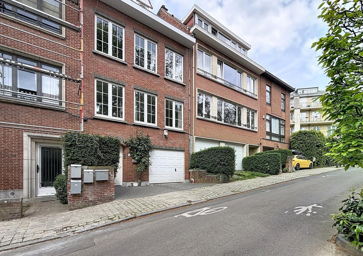 Wolvendael / Dieweg : Belle maison de caractère avec jardin