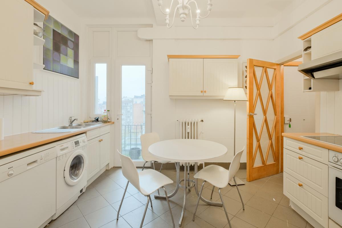 Place Brugmann, appartement 2 chambres +bureau