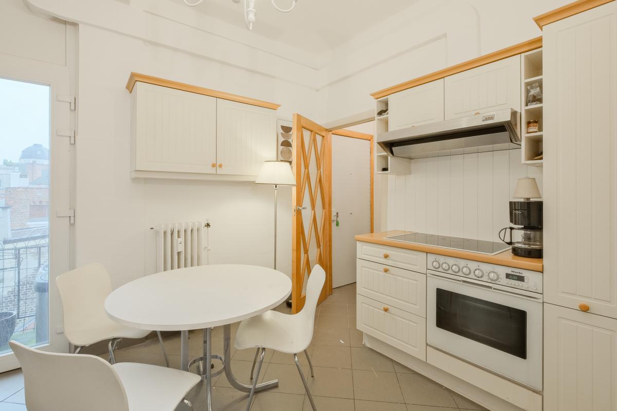 Place Brugmann, appartement 2 chambres +bureau