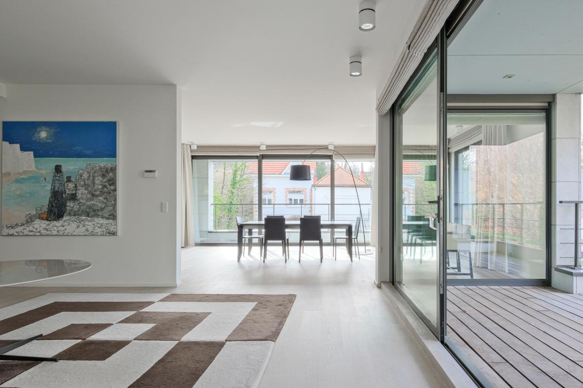 Uccle, superbe appartement dans immeuble Corbiau