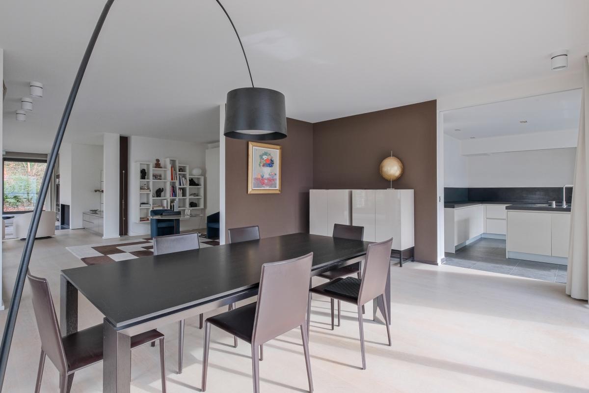 Uccle, superbe appartement dans immeuble Corbiau