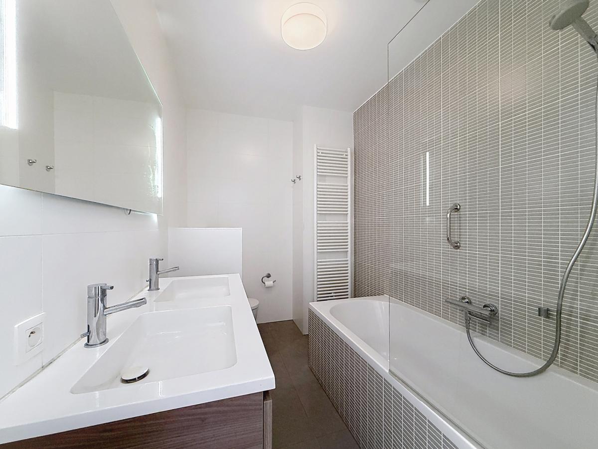 Ernest The Garden: Magnifique appartement moderne + terrasse