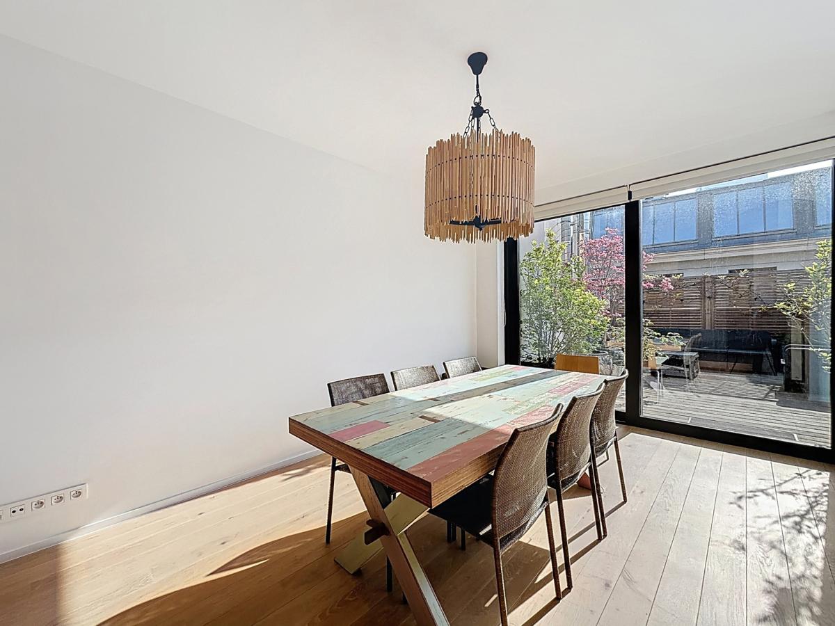 Royale / Congrès : Bel appartement duplex penthouse meublé