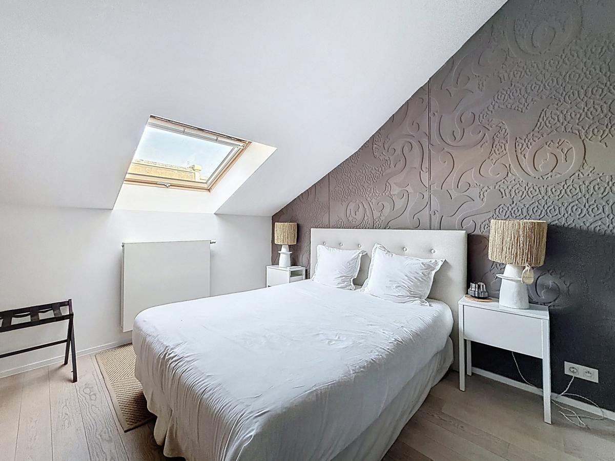 Royale / Congrès : Bel appartement duplex penthouse meublé