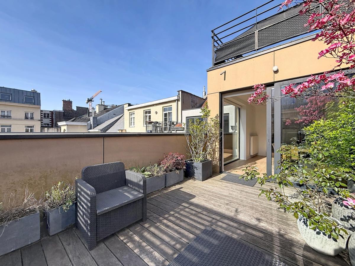 Royale / Congrès : Bel appartement duplex penthouse meublé