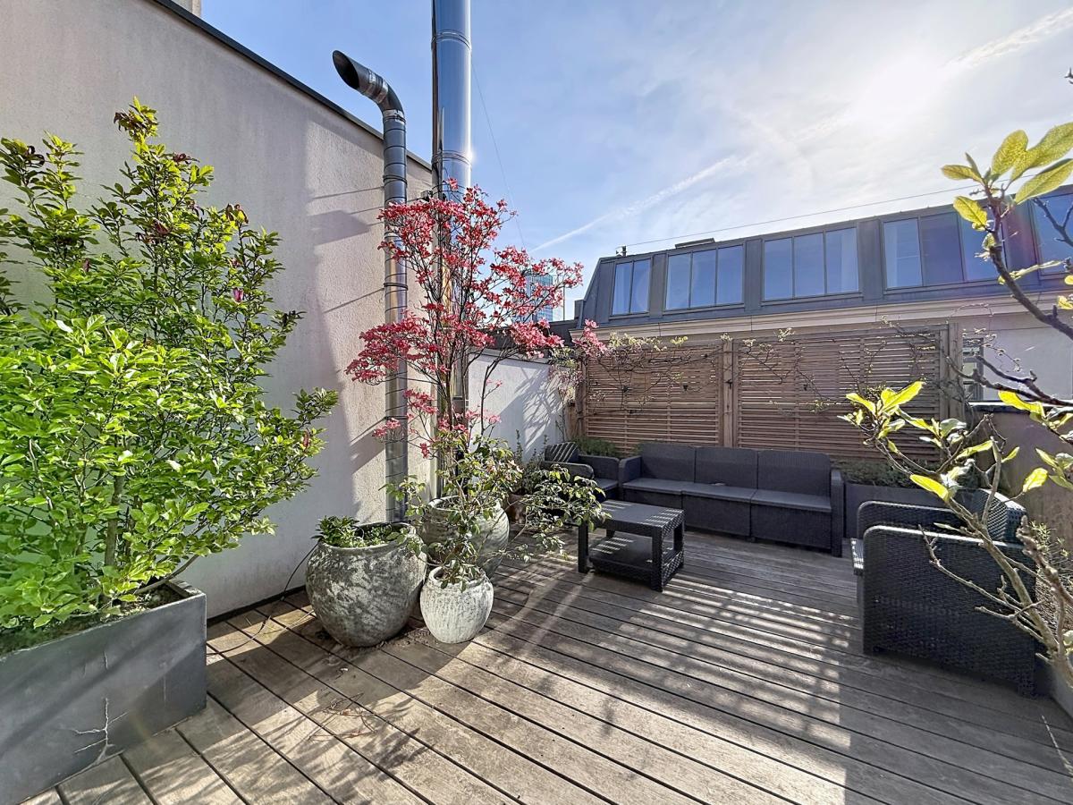 Royale / Congrès : Bel appartement duplex penthouse meublé