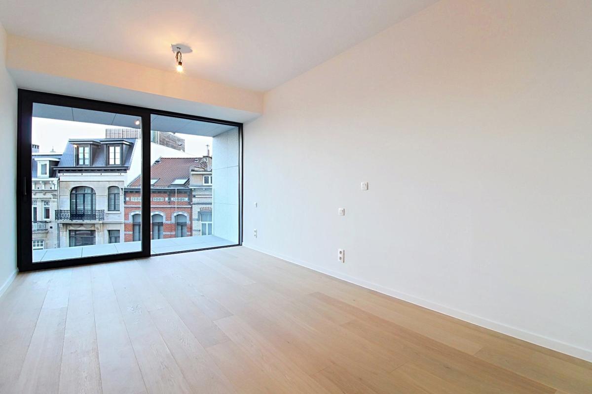 Louise 430/Corbiau : Sublime appartement + terrasse 