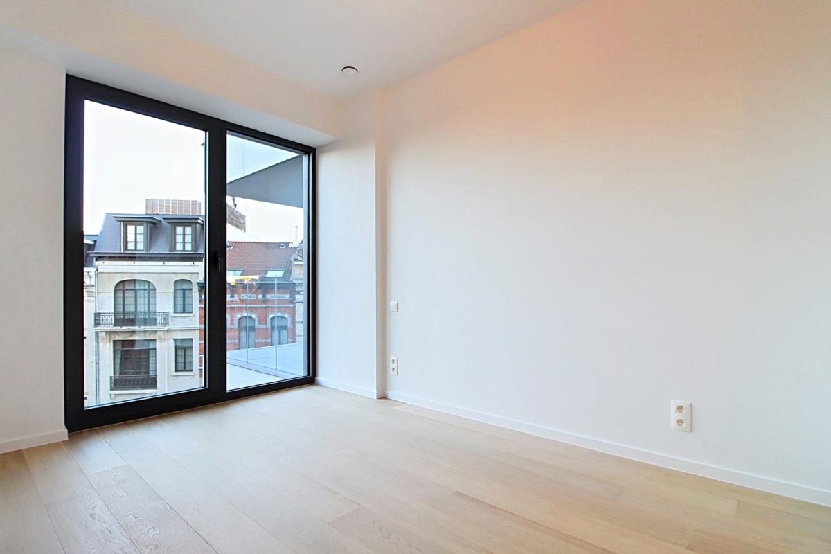 Louise 430/Corbiau : Sublime appartement + terrasse 