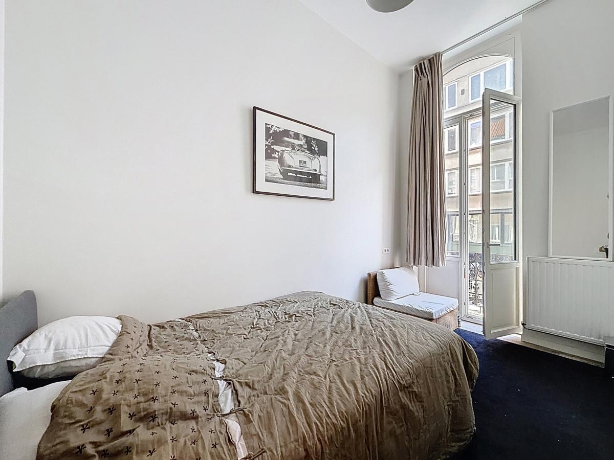 Place Brugmann : Bel appartement 2 chambres + bureau