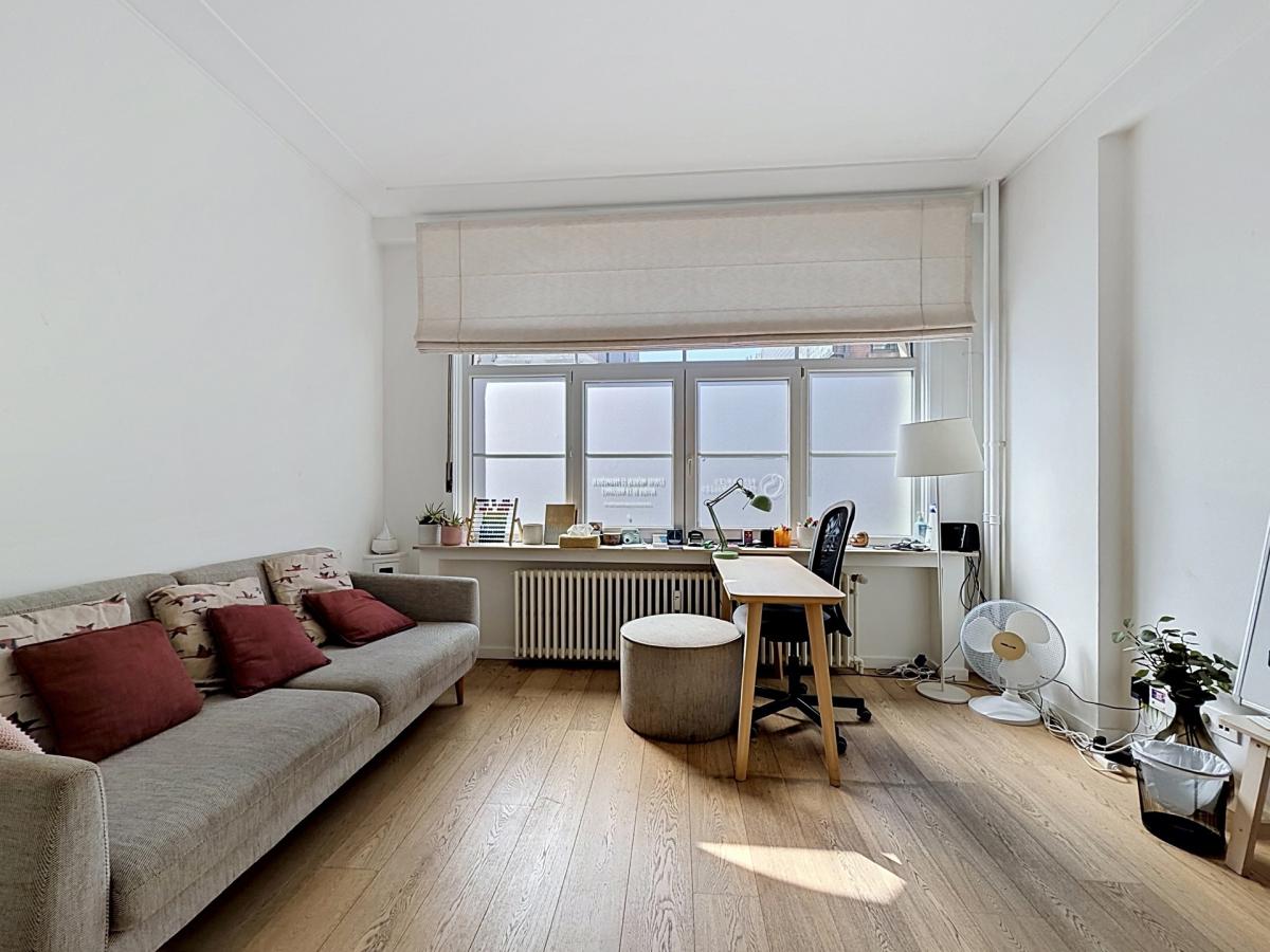 Legrand / Bascule : Magnifique espaces bureaux 