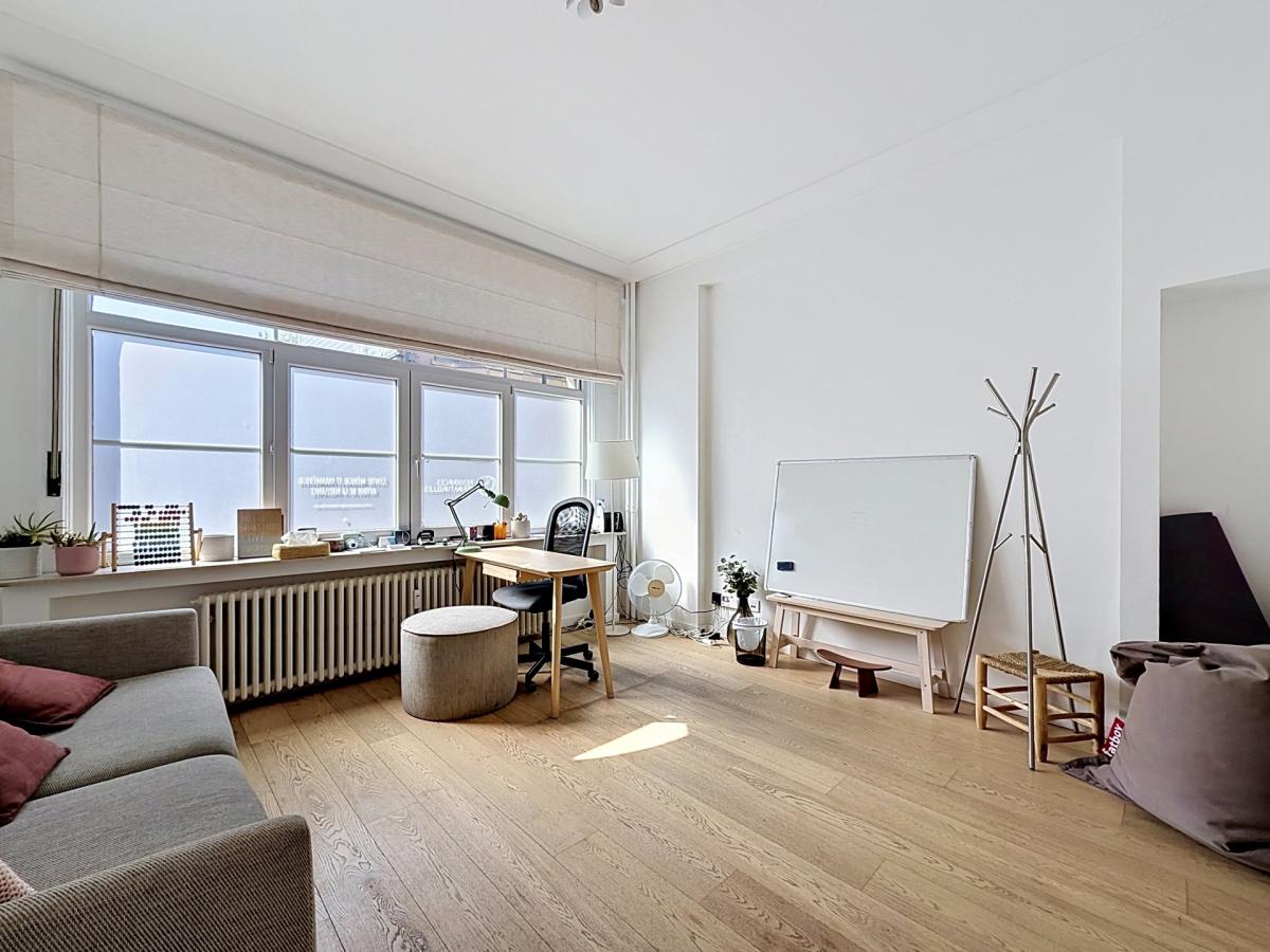 Legrand / Bascule : Magnifique espaces bureaux 