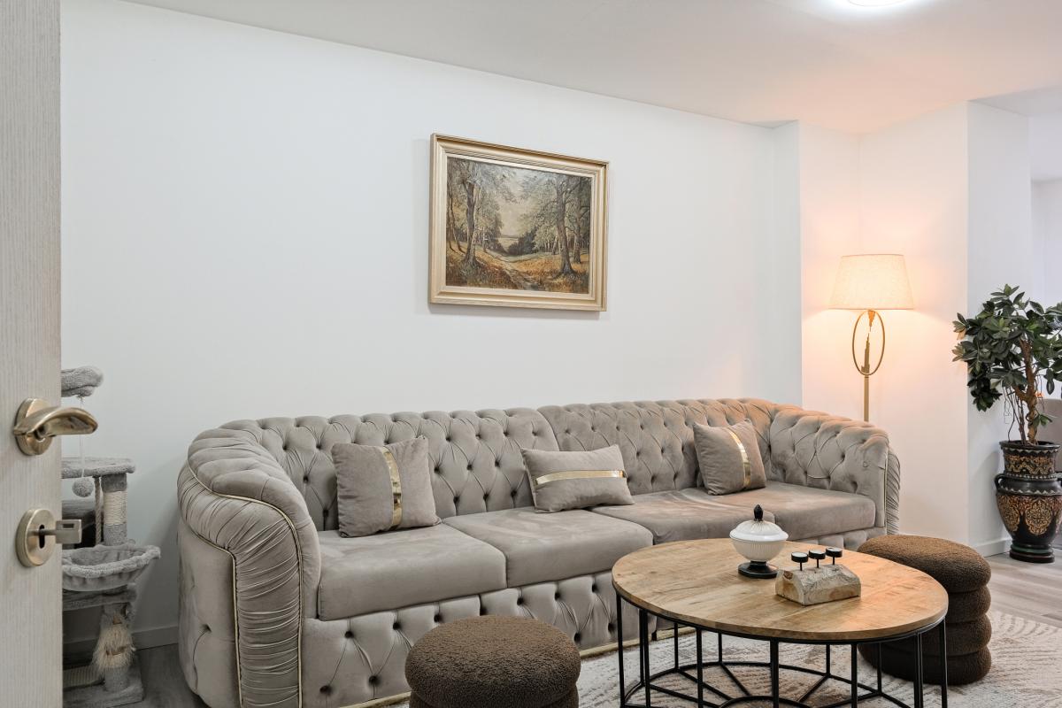 Quartier européen – Cinquantenaire : Bureau de ± 67 m²
