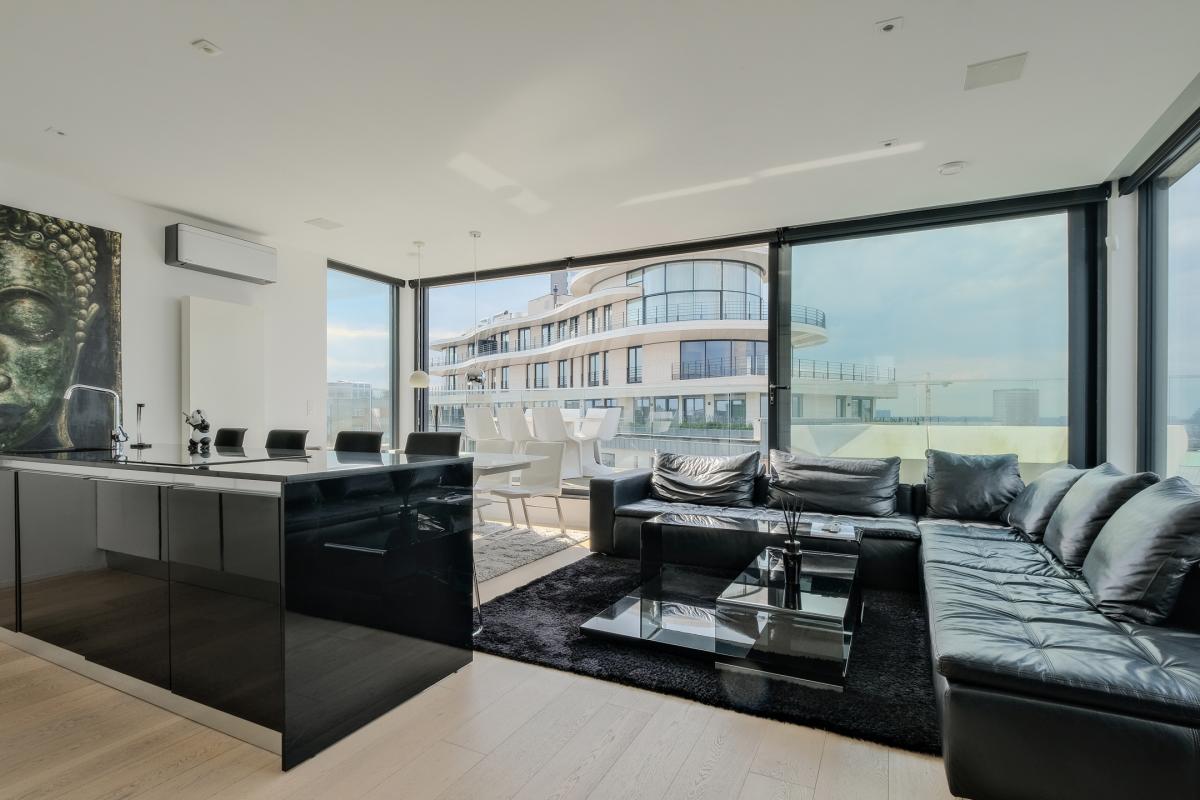 Boulevard de Waterloo : Superbe Penthouse avec vue 