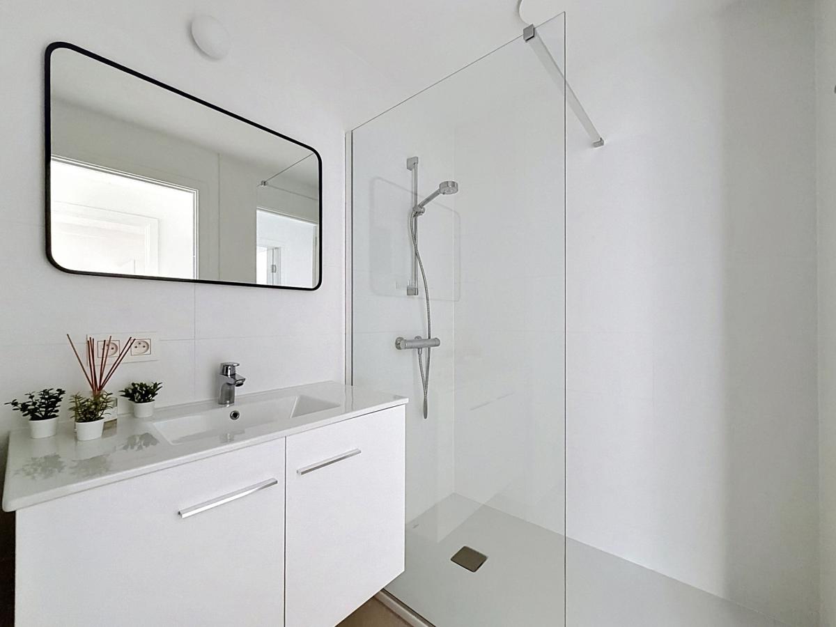 JOURDAN : Bel appartement neuf meublé 1 CH + Terrasse