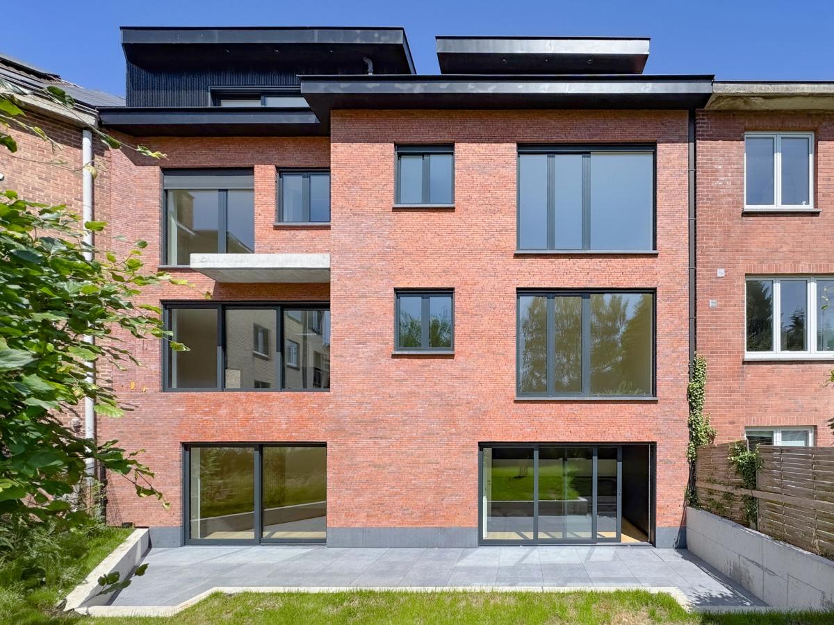 Saint Job/Lycée Français duplex 141m² 3ch + 3 terrasses