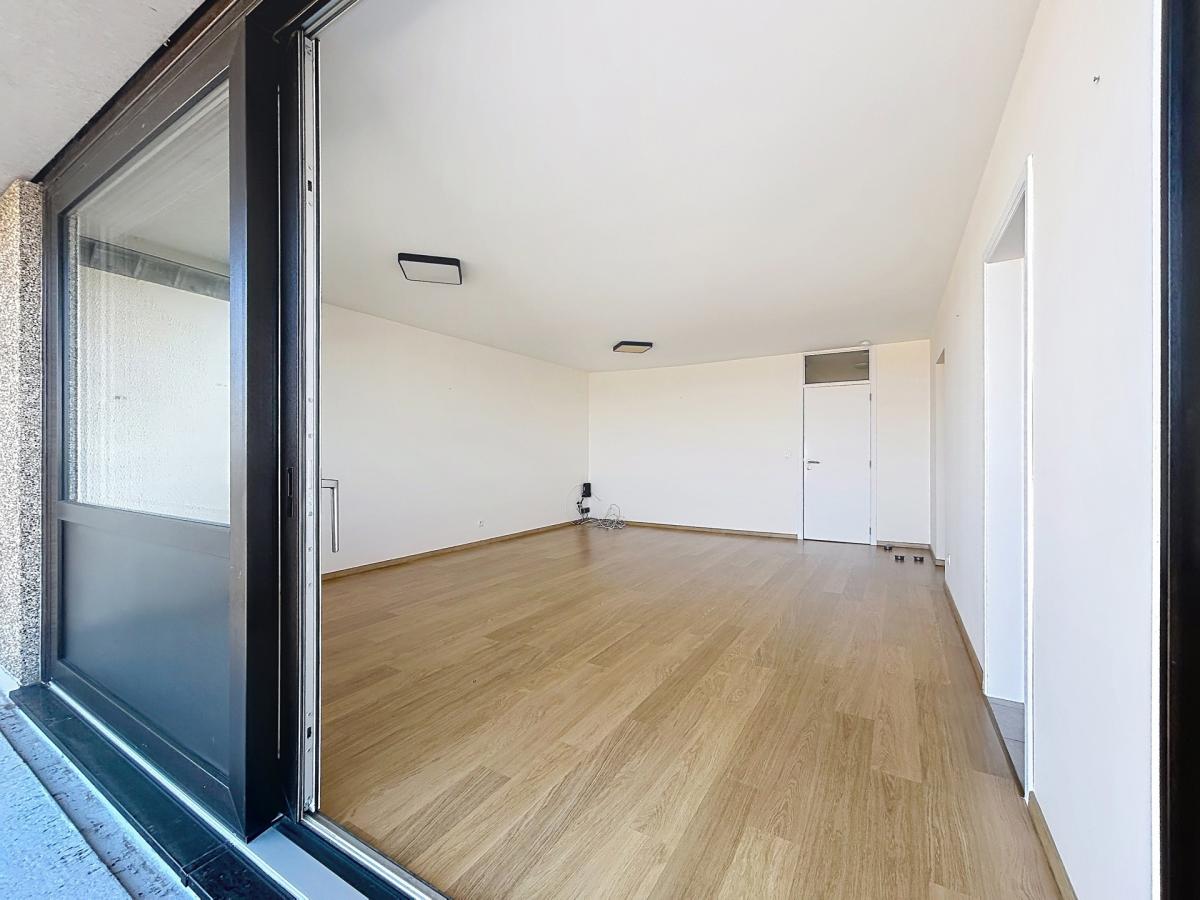 UCL : Lumineux appartement dernier étage avec une terrasse