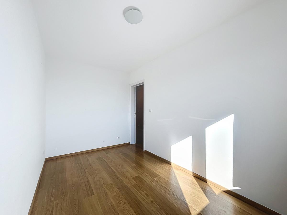 UCL : Lumineux appartement dernier étage avec une terrasse