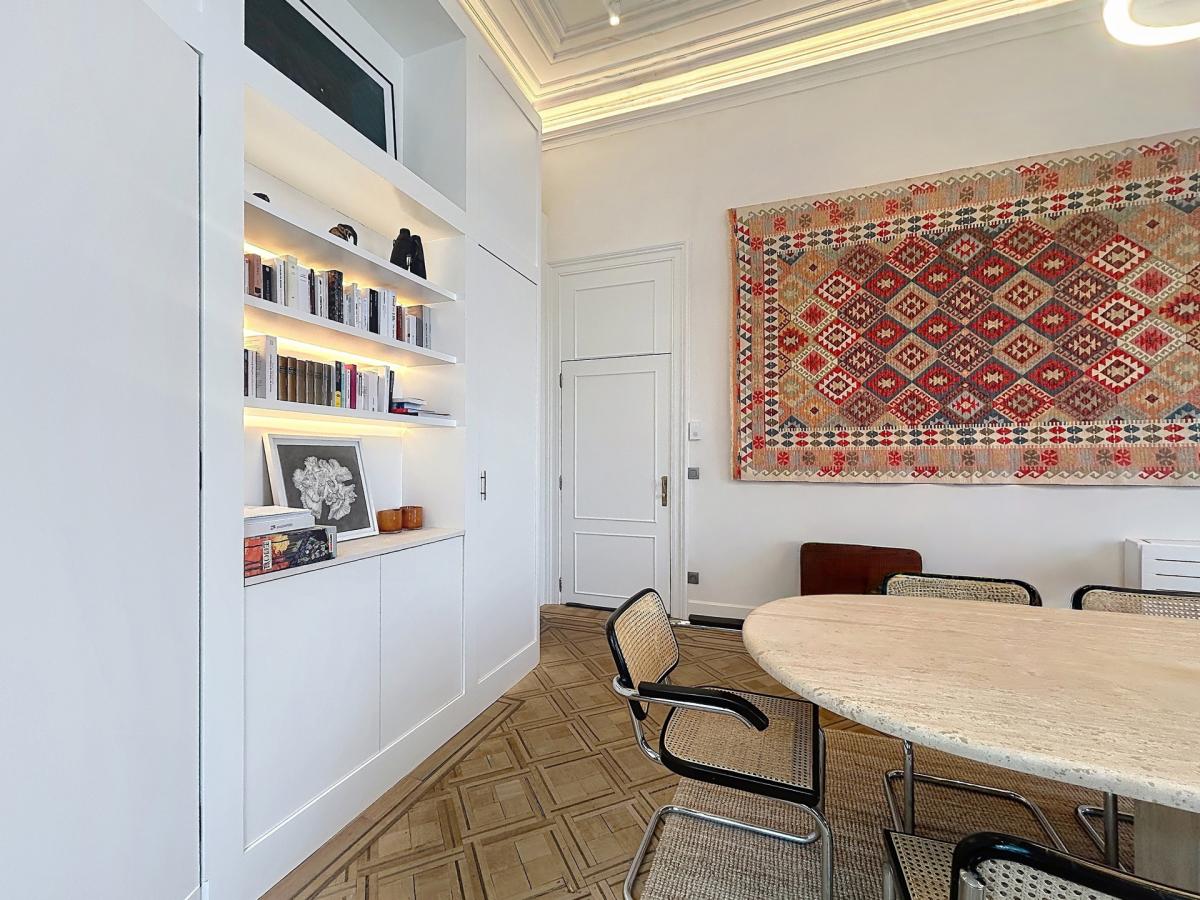 Sablon : Superbe appartement 3 chambres entièrement rénové