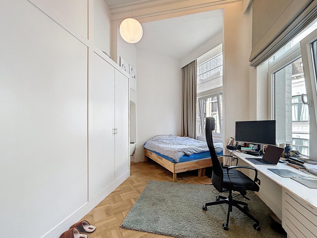 Sablon : Superbe appartement 3 chambres entièrement rénové