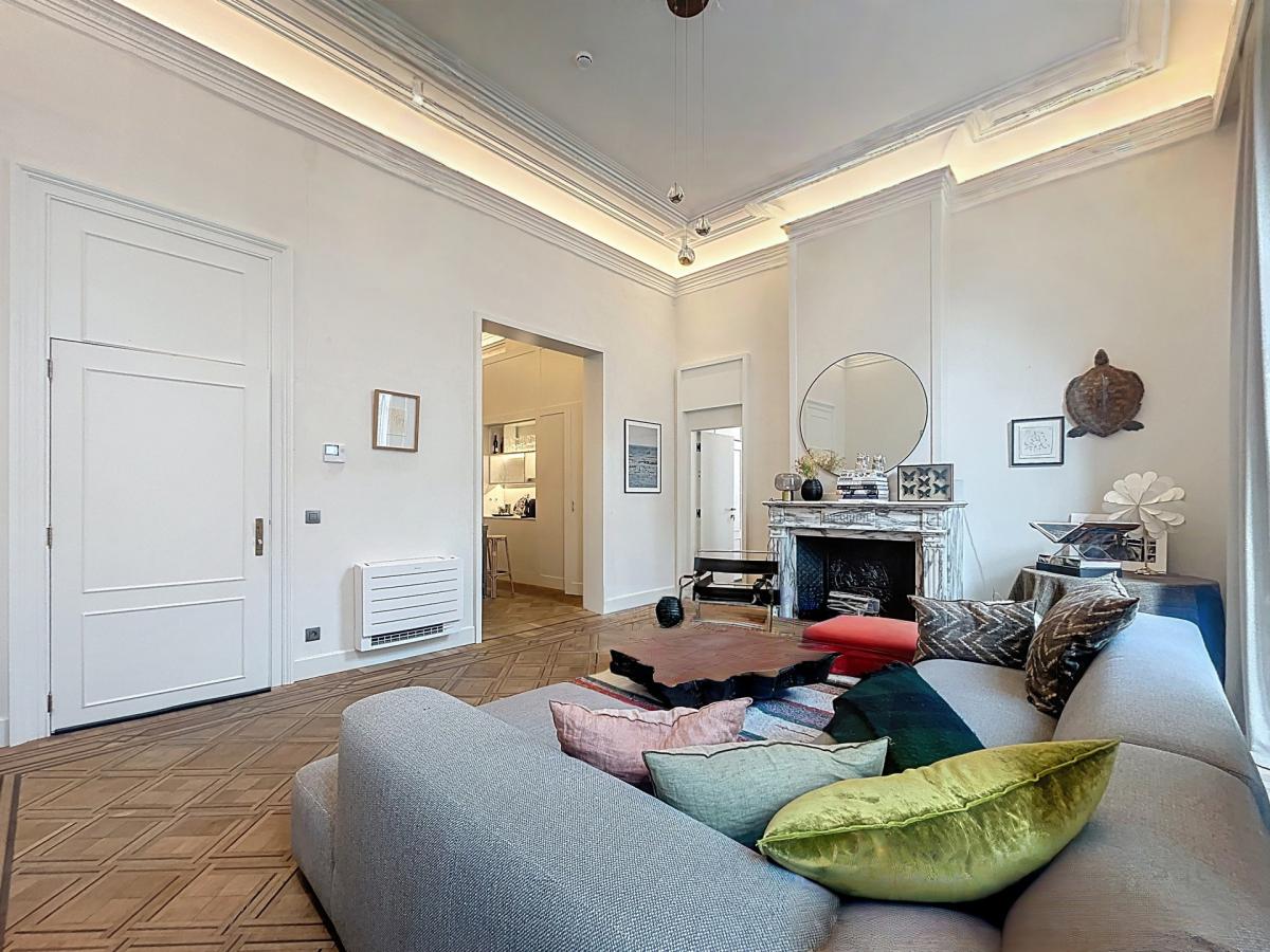 Sablon : Superbe appartement 3 chambres entièrement rénové