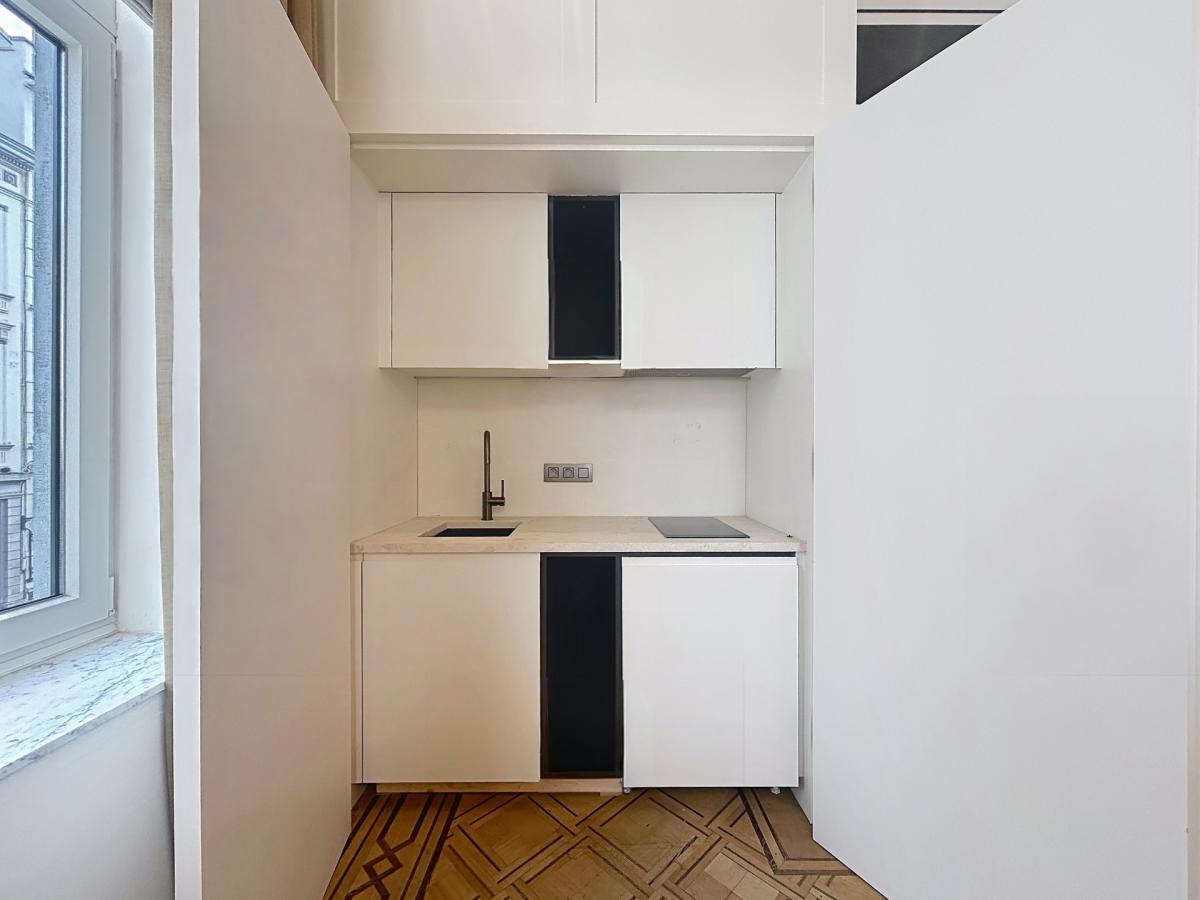 Sablon : Superbe appartement 3 chambres entièrement rénové