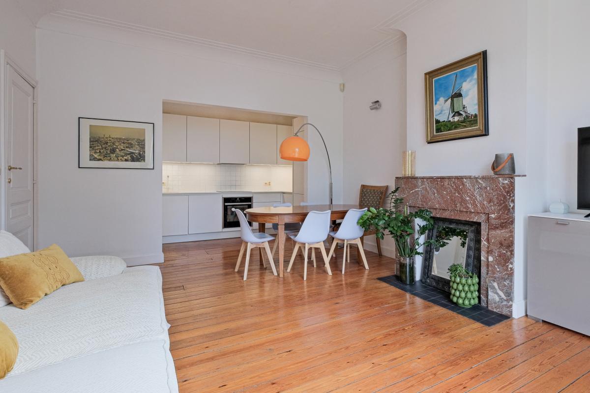 Place Luxembourg: magnifique appartement terrasse S/O 12 m²