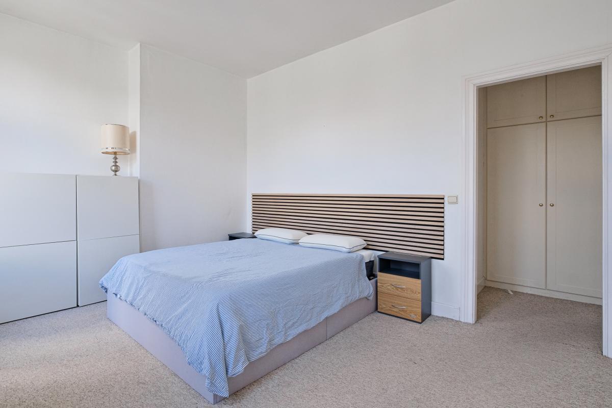 Place Luxembourg: magnifique appartement terrasse S/O 12 m²