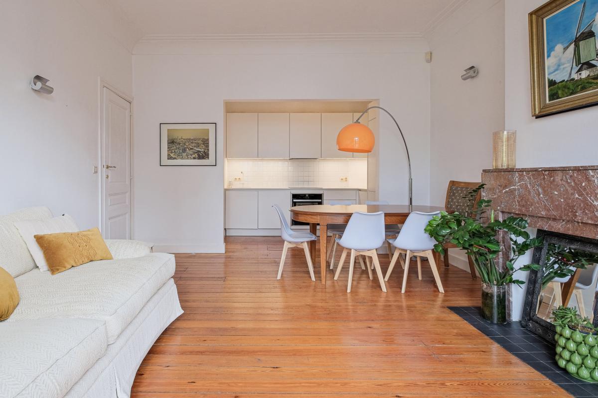 Place Luxembourg: magnifique appartement terrasse S/O 12 m²