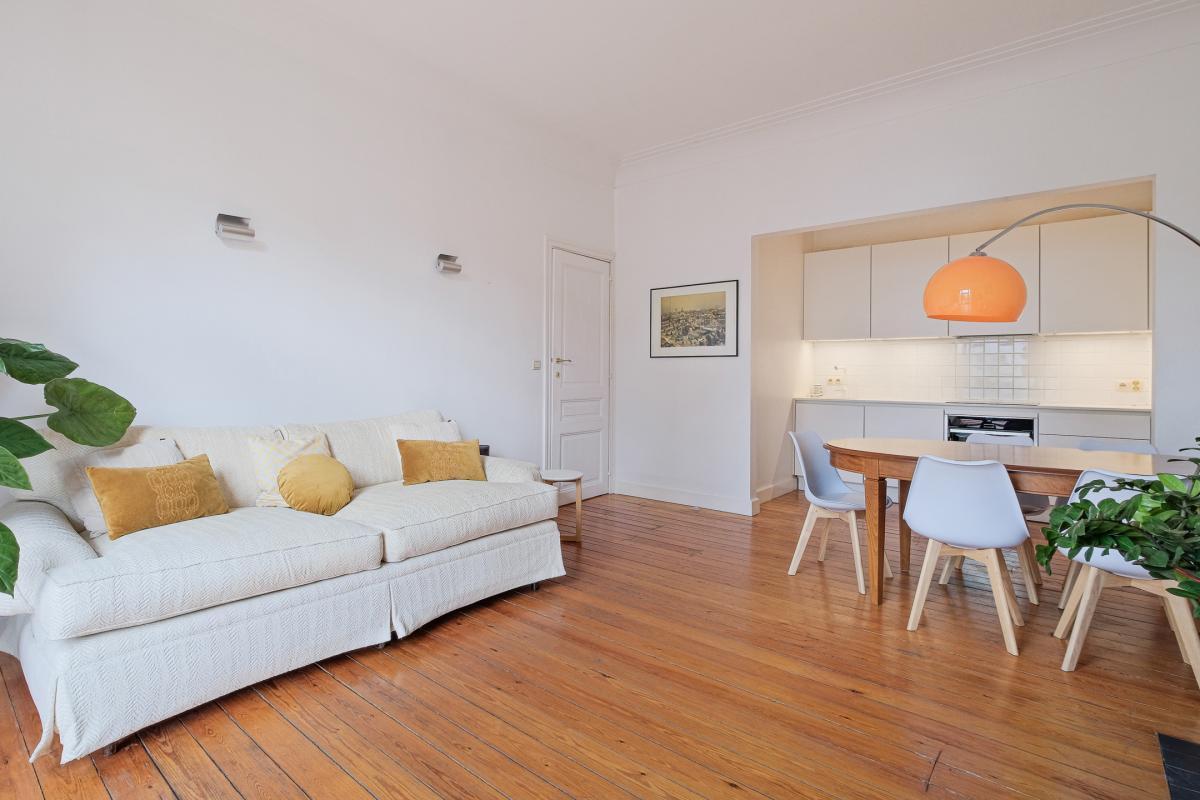 Place Luxembourg: magnifique appartement terrasse S/O 12 m²