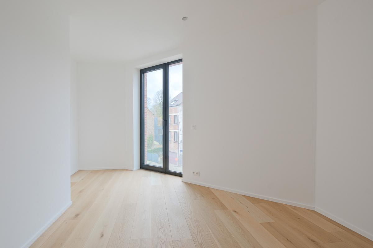 Saint Job/Lycée Français duplex 141m² 3ch + 3 terrasses