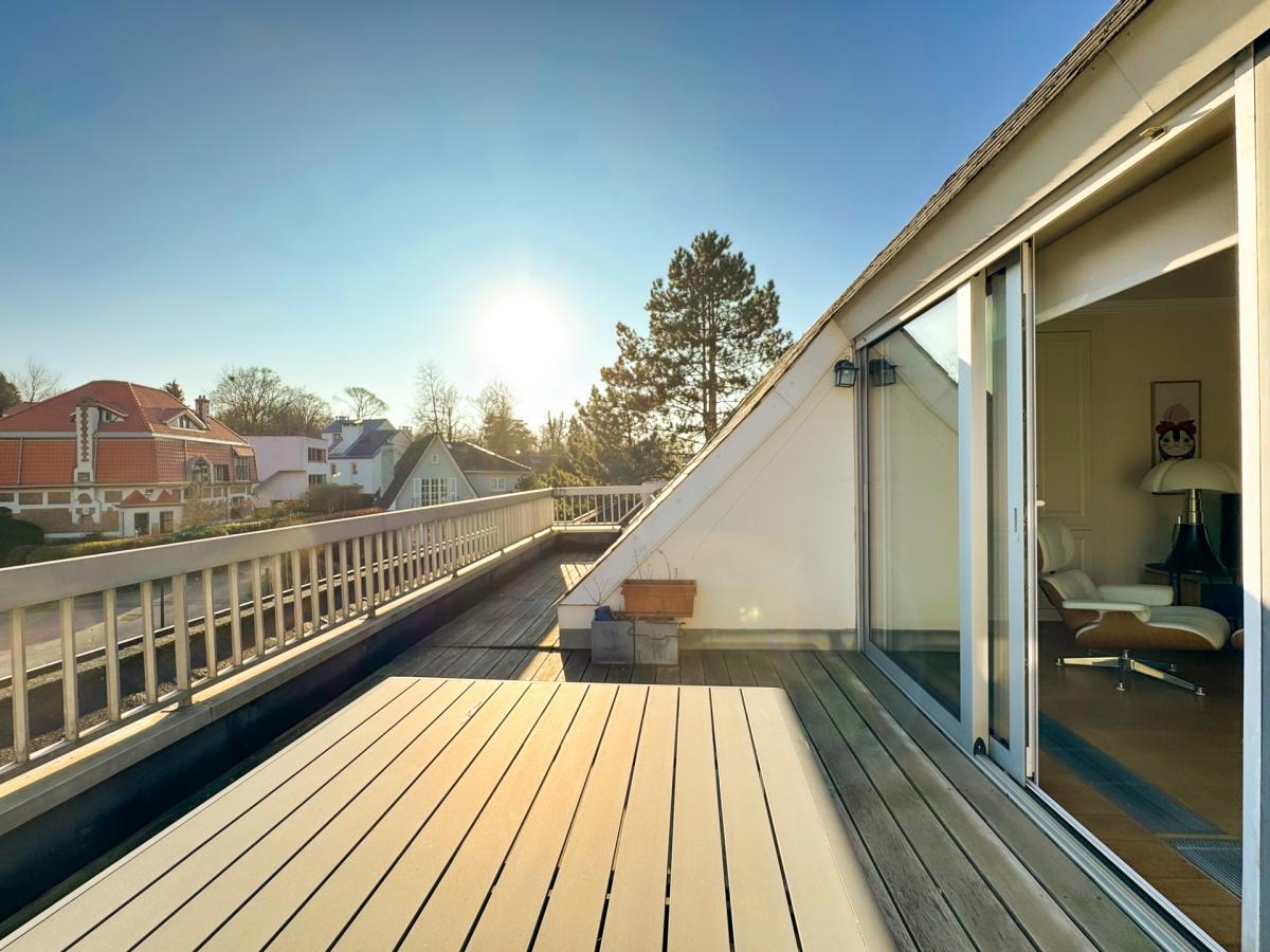 De fré-Wolvendael, penthouse 165m² 3 ch + 8 terrasses 