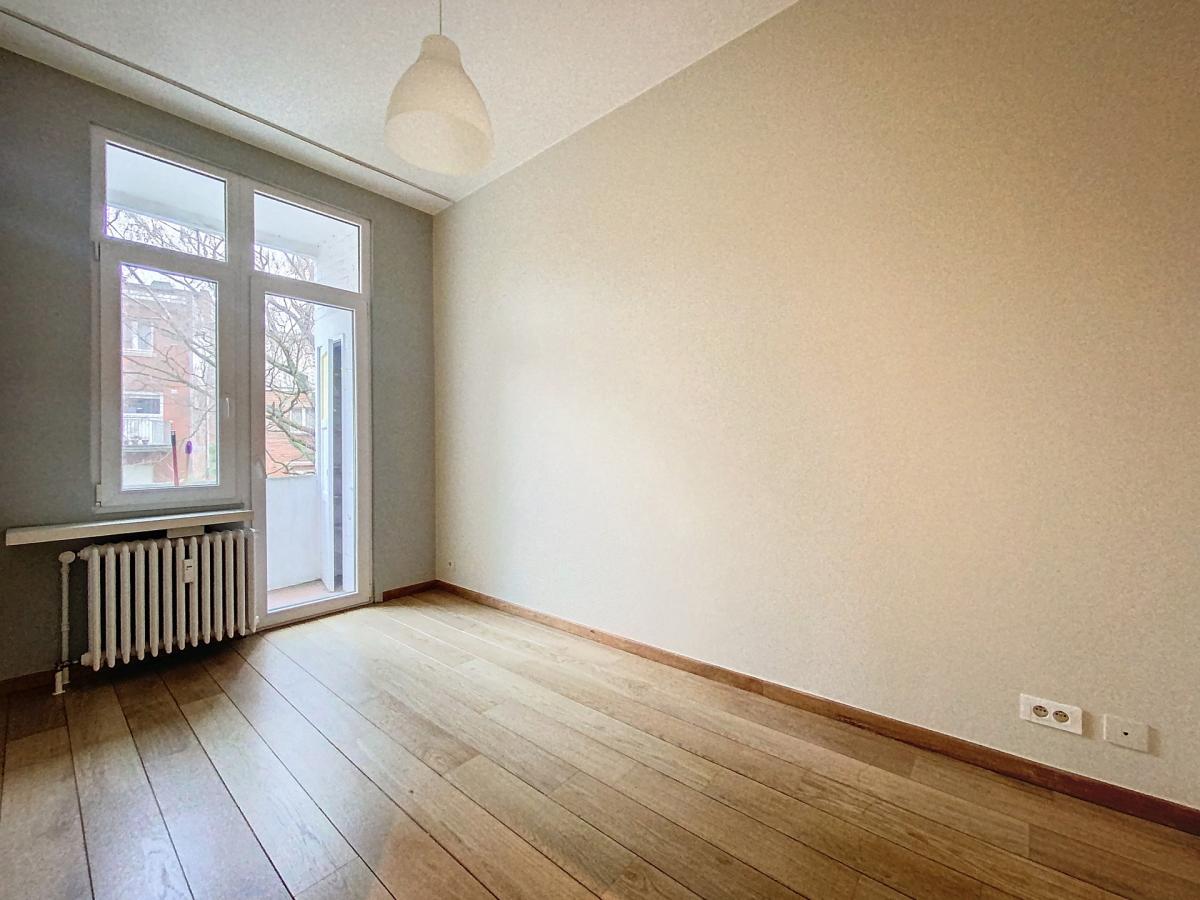 ULB: Appartement 2 chambres + Balcon 