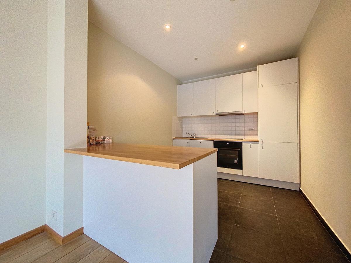 ULB: Appartement 2 chambres + Balcon 