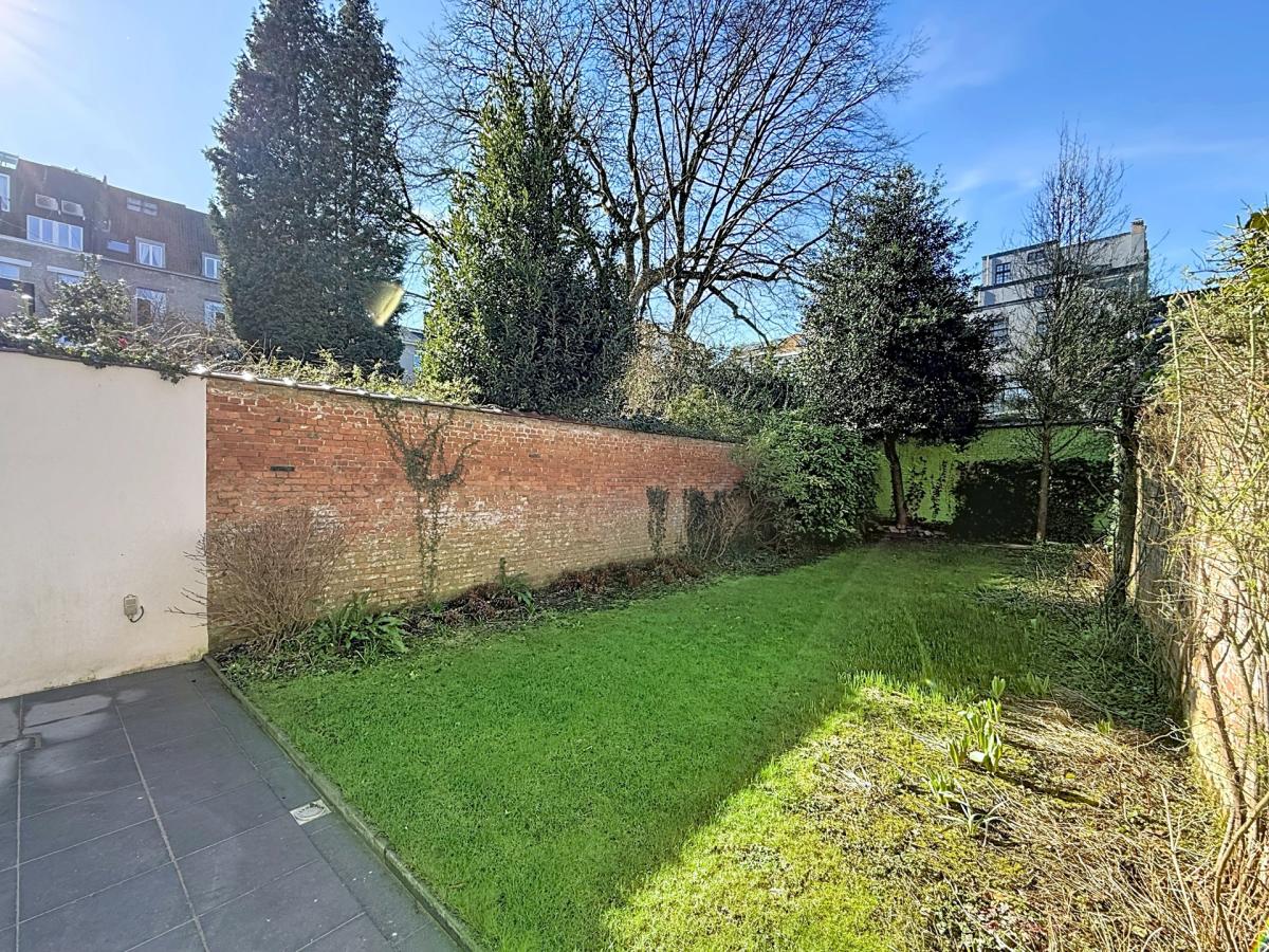 Place Brugmann : Somptueuse maison de Maître rénovée en 2022