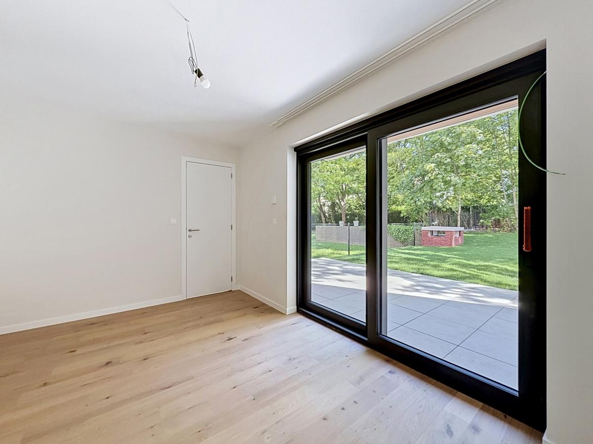 Wolvendael / Azande : RDC avec jardin neuf 3 chambres PEB A-