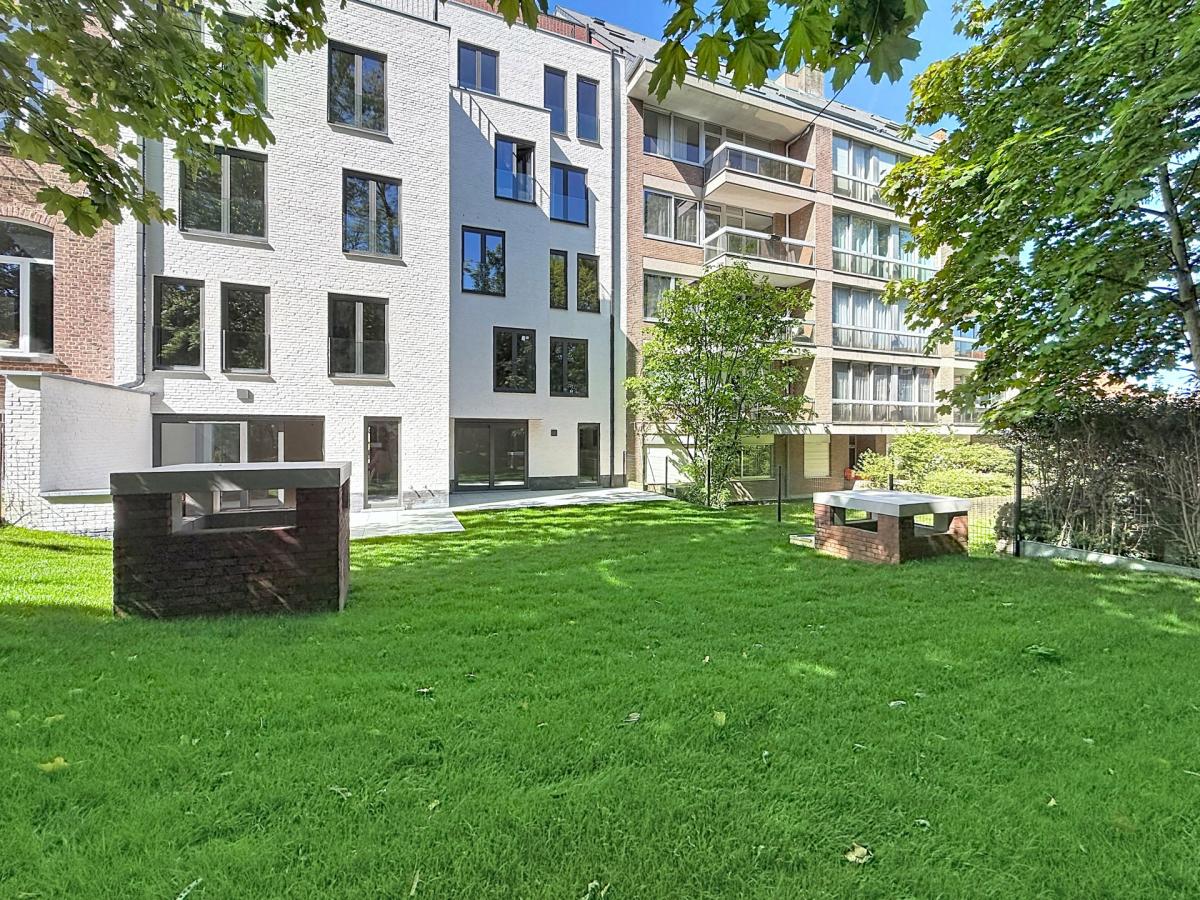 Wolvendael / Azande : RDC avec jardin neuf 3 chambres PEB A-