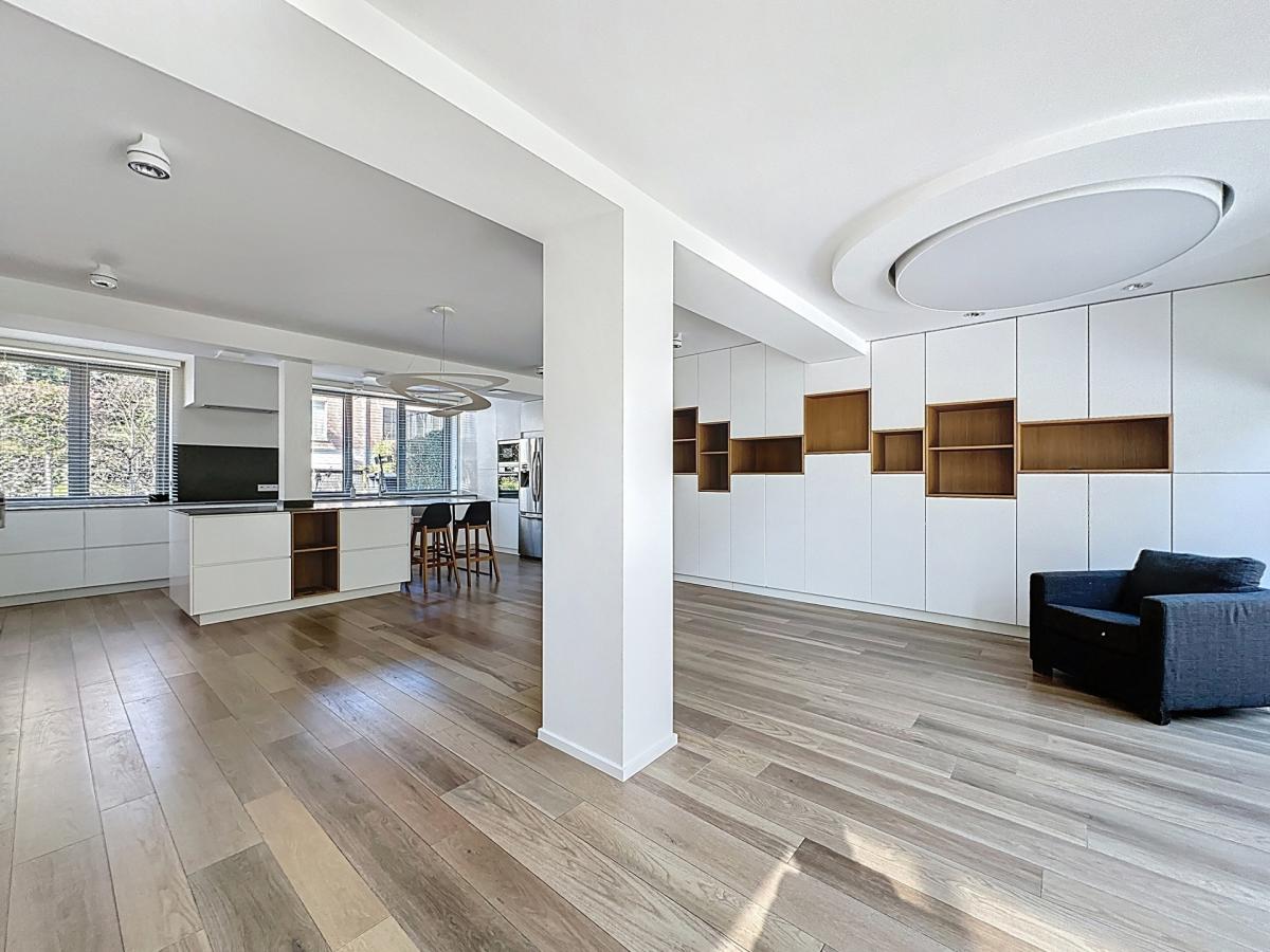 Prince d'Orange / Fond'Roy :  Belle maison moderne 3 façades