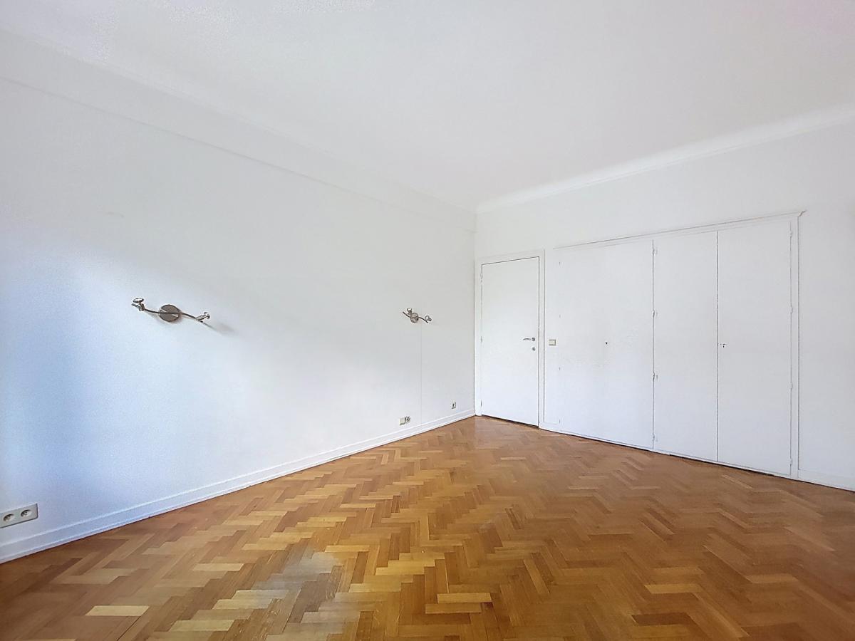 Louise / Abbaye : Magnifique appartement 3 chambres 