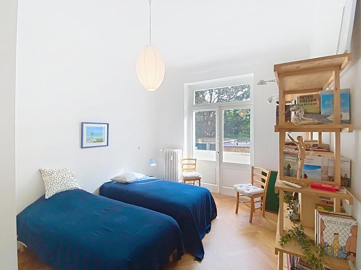 Pl. Brugmann : Bel appartement RDC rénové 
