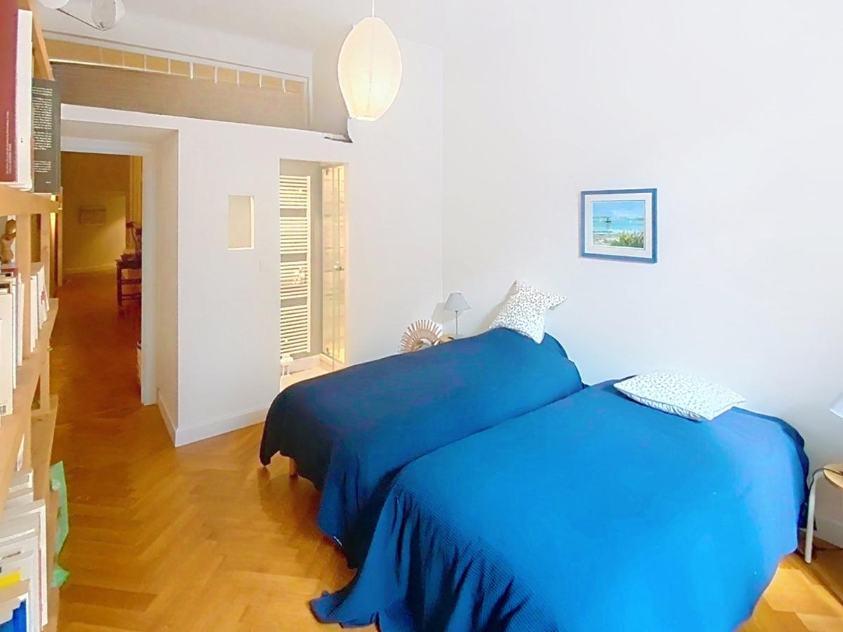 Pl. Brugmann : Bel appartement RDC rénové 