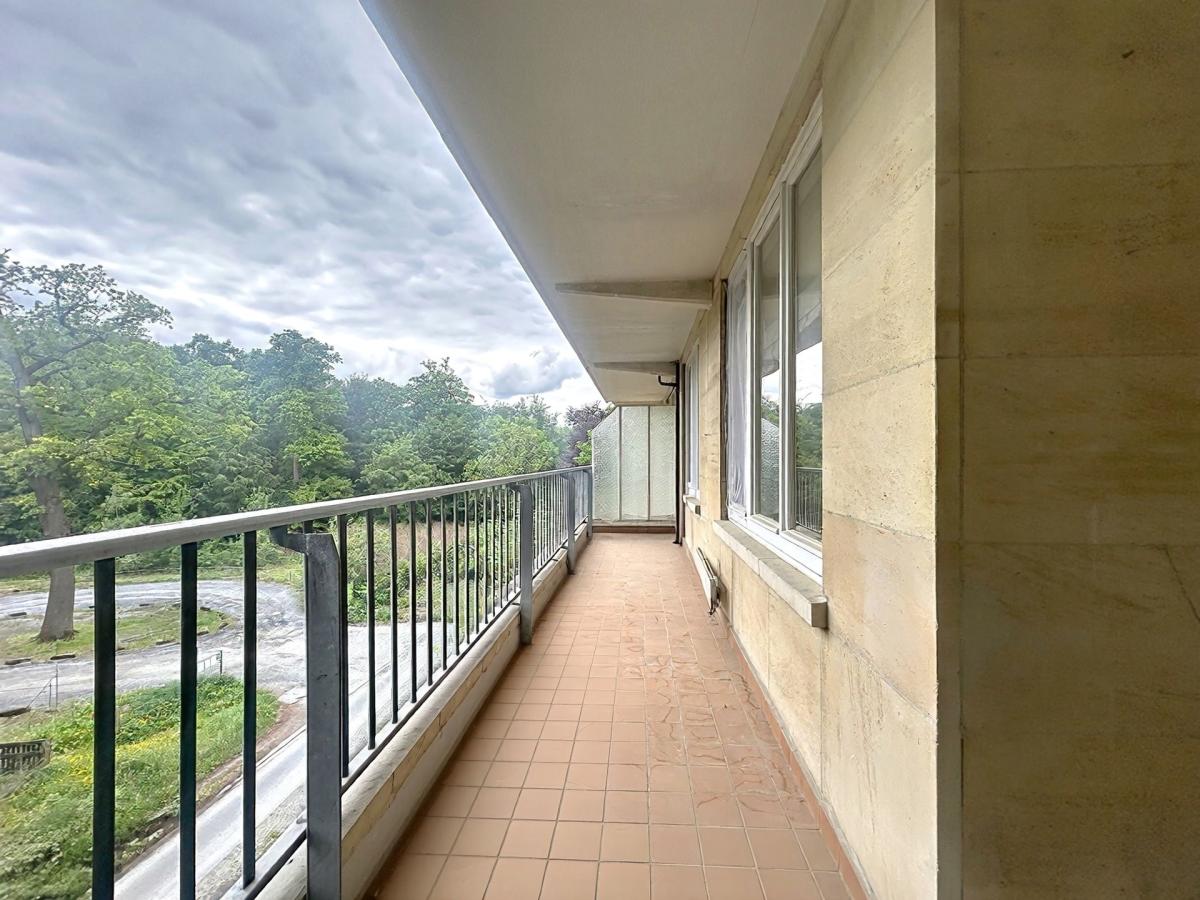 Roosevelt / Bois de la Cambre : Bel appartement + terrasse