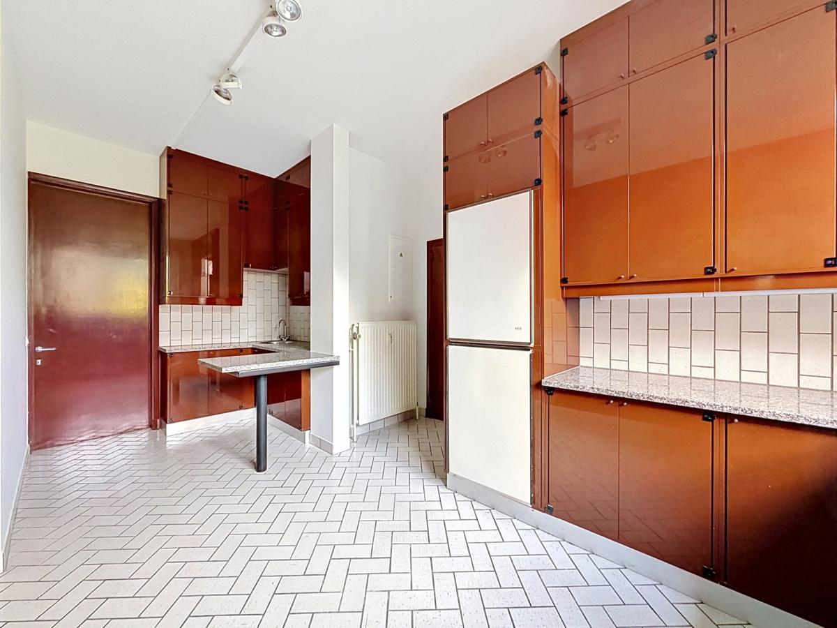 Jardin du Roi : Sompteux duplex rénové 2 chambres + bureau