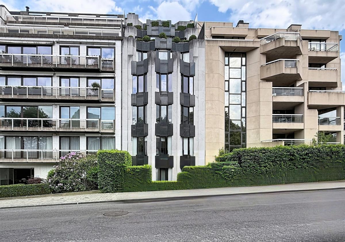 Jardin du Roi : Sompteux duplex rénové 2 chambres + bureau