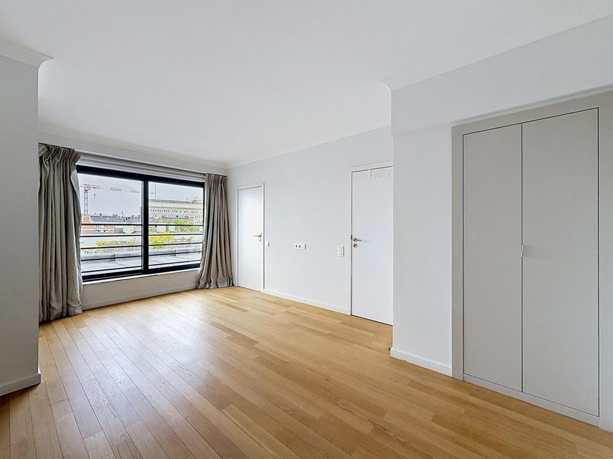 Roosevelt : Superbe penthouse avec grande terrasse