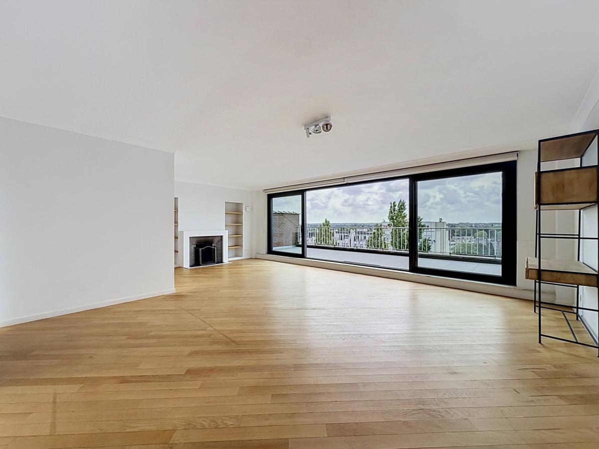 Roosevelt : Superbe penthouse avec grande terrasse
