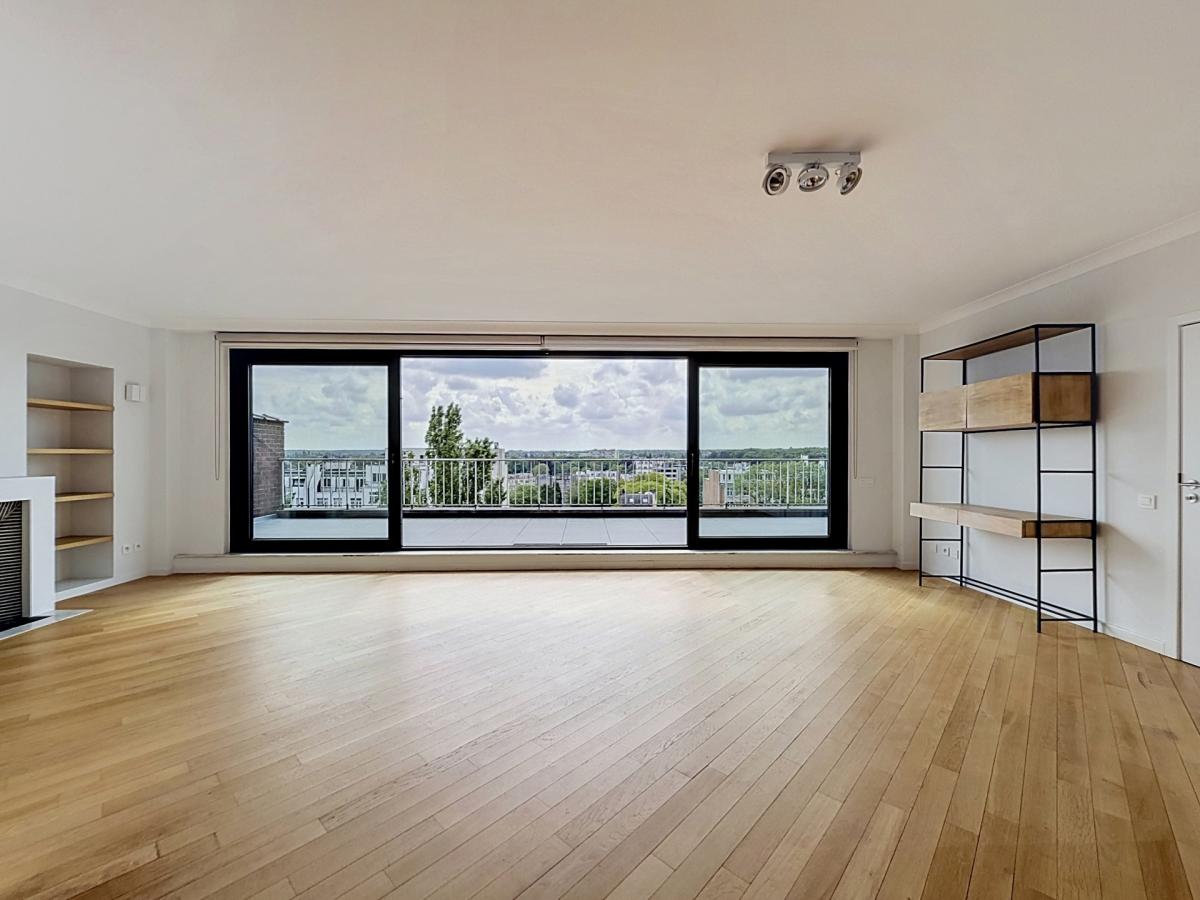 Roosevelt : Superbe penthouse avec grande terrasse